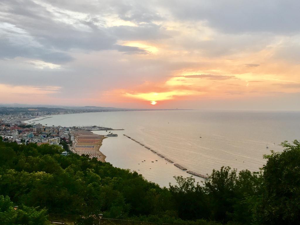Villa Antares Pesaro Eksteriør billede