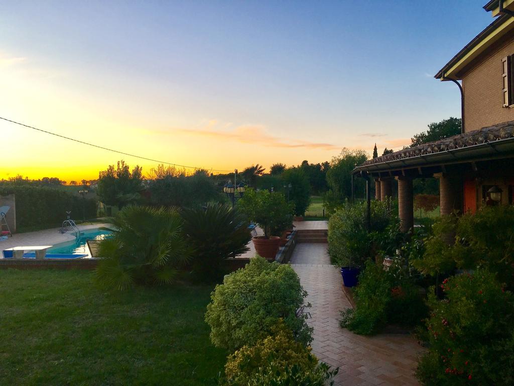 Villa Antares Pesaro Eksteriør billede