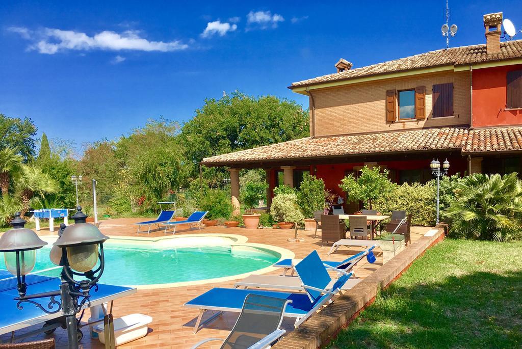 Villa Antares Pesaro Eksteriør billede